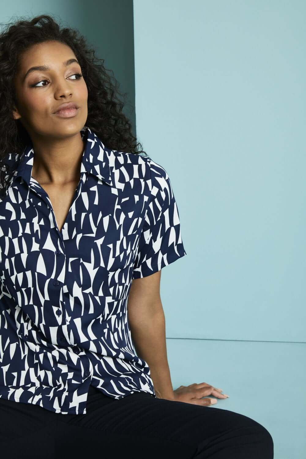 Nööbitav siidkrepp mustriline pluus naistele - Image 10