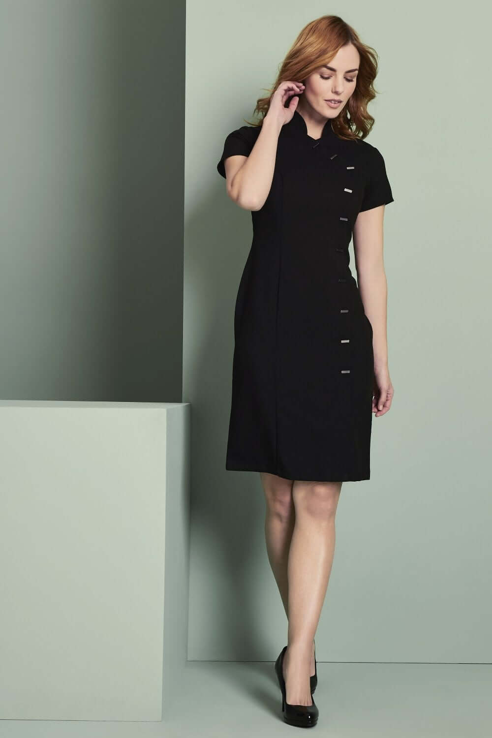 Asümmeetriline kleit