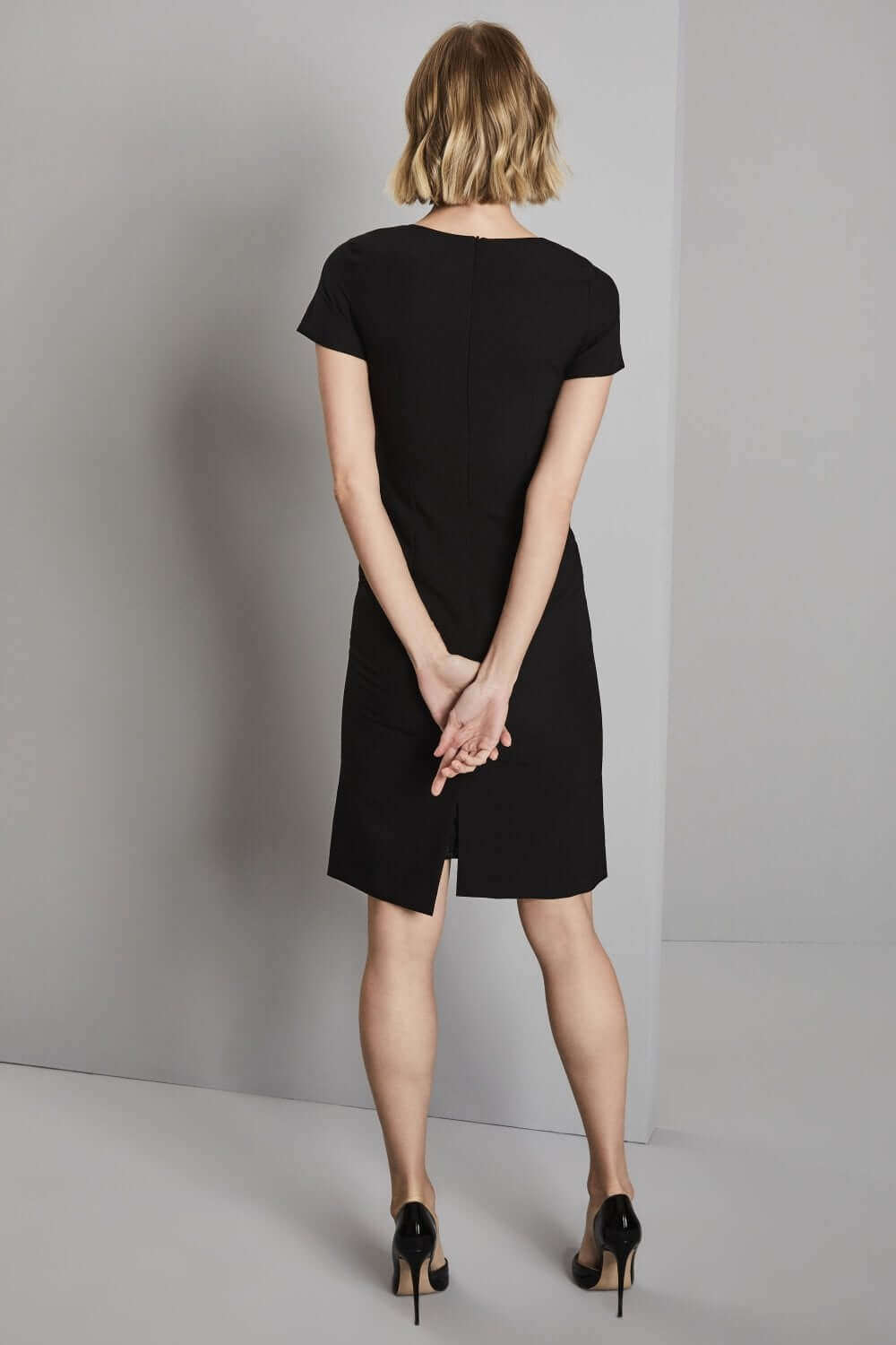 Avara kaelusega polüester kleit - Image 2