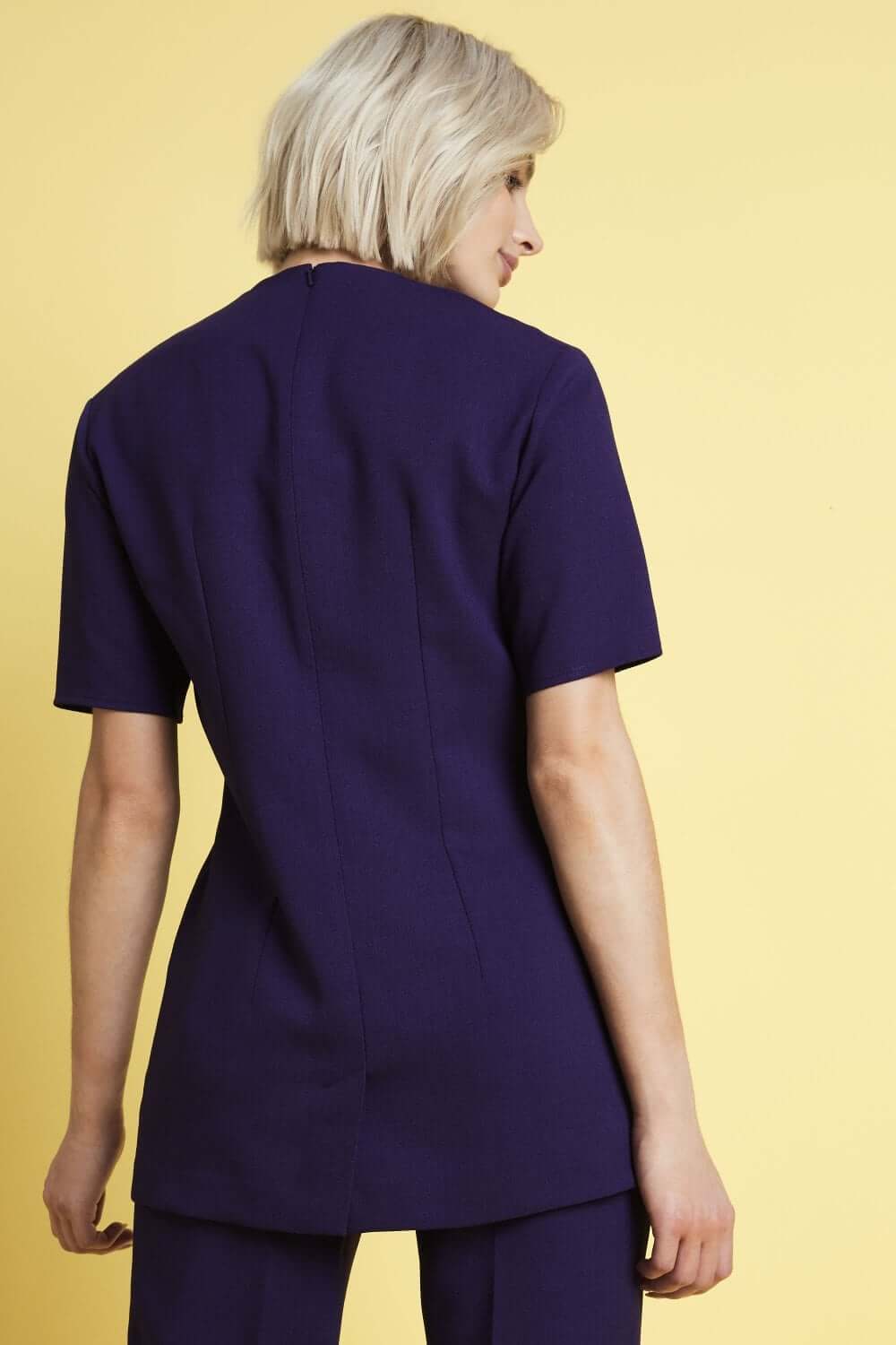 Sirgelõikeline v-kaelusega tuunika naistele - Image 8