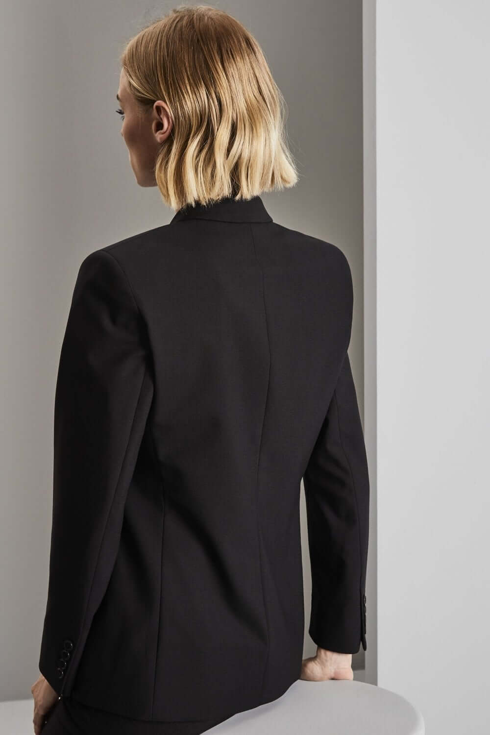 Qualitas ühe nööbiga jakk naistele - Image 3