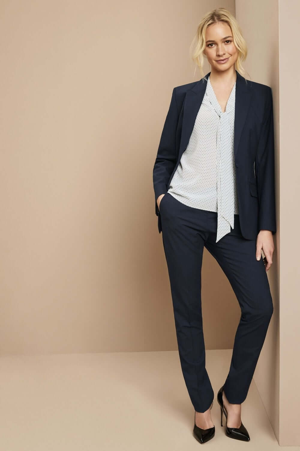 Qualitas ühe nööbiga jakk naistele - Image 9