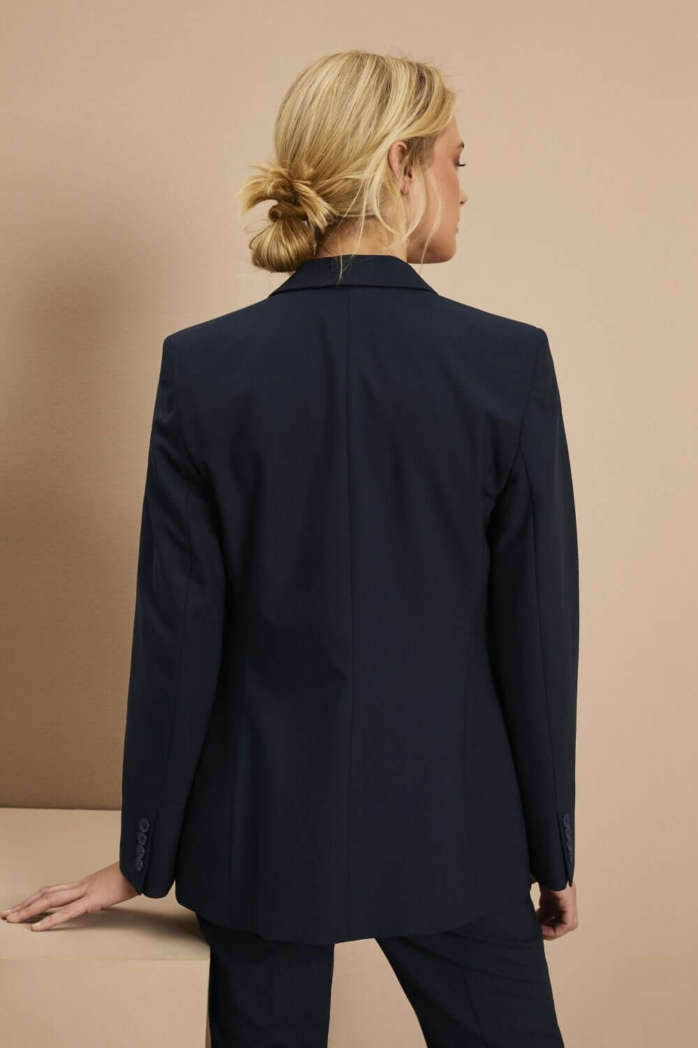 Qualitas ühe nööbiga jakk naistele - Image 8