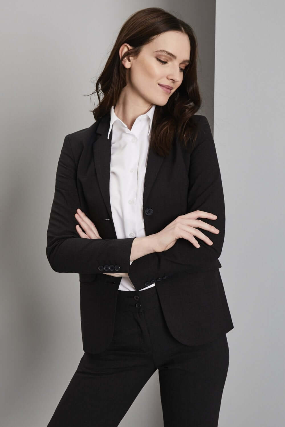 Qualitas kolme nööbiga jakk naistele - Image 7