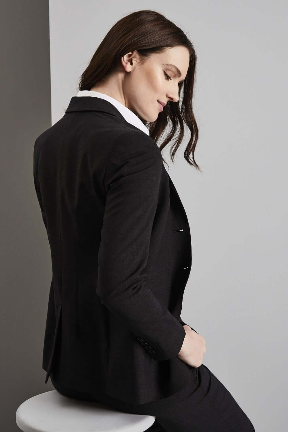 Qualitas kolme nööbiga jakk naistele - Image 6