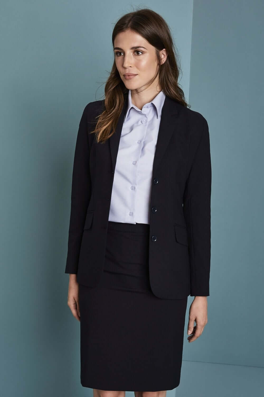 Qualitas kolme nööbiga jakk naistele