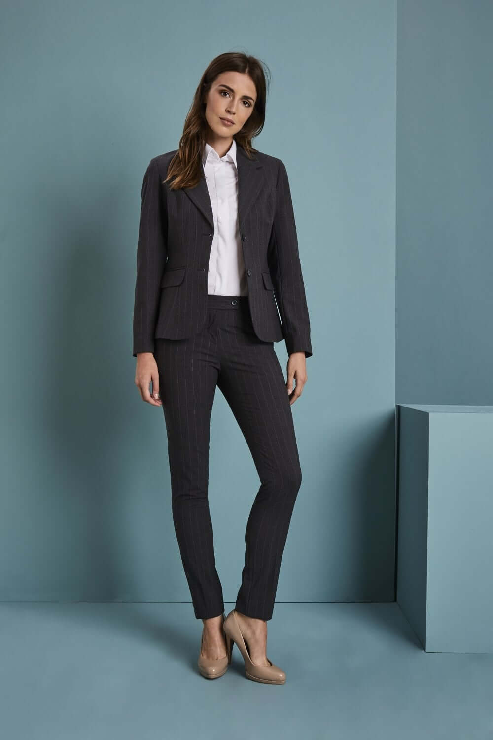 Qualitas triibuline kahe nööbiga jakk naistele - Image 3