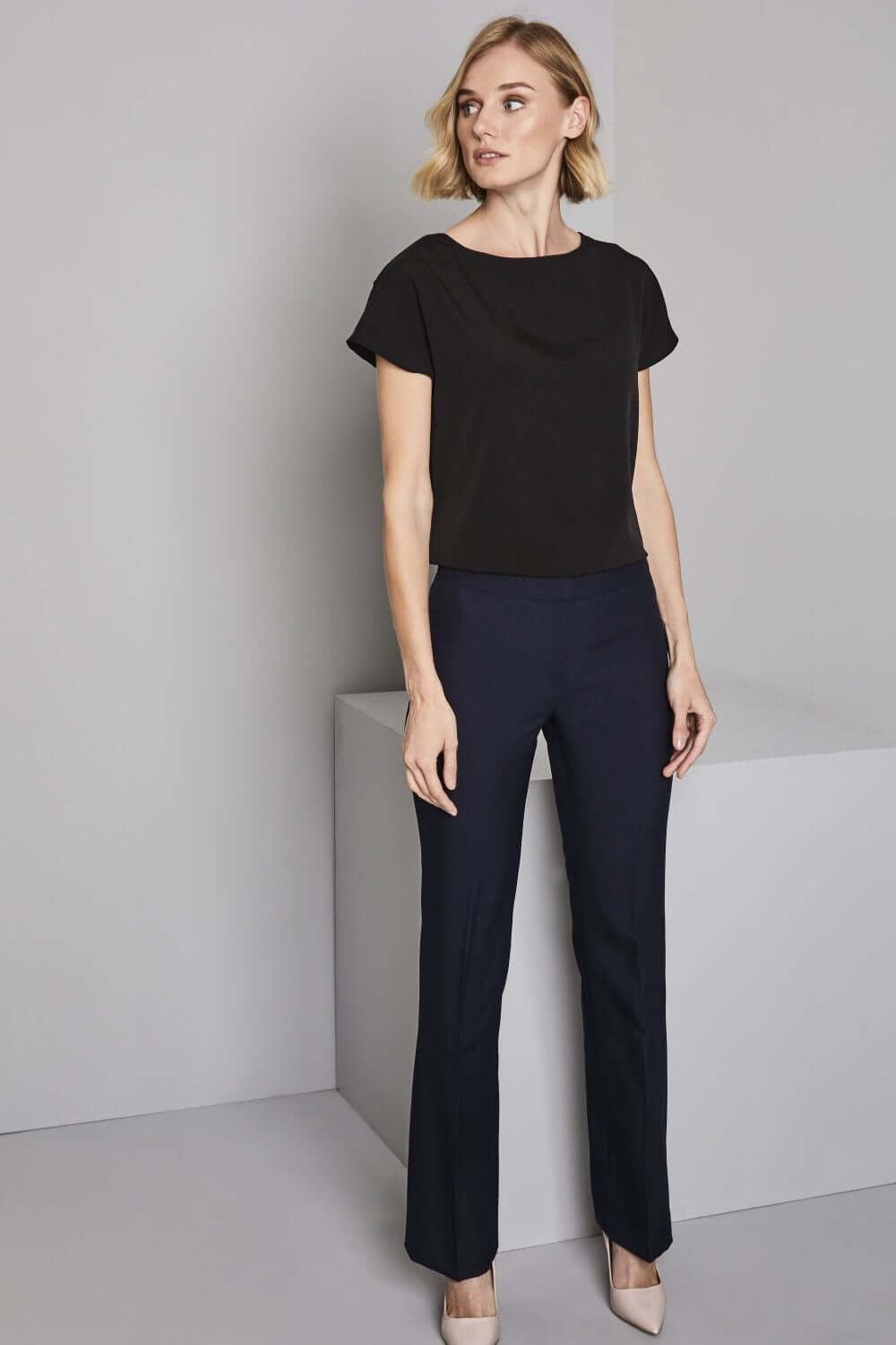 Bootleg viigipüksid naistele - Image 4