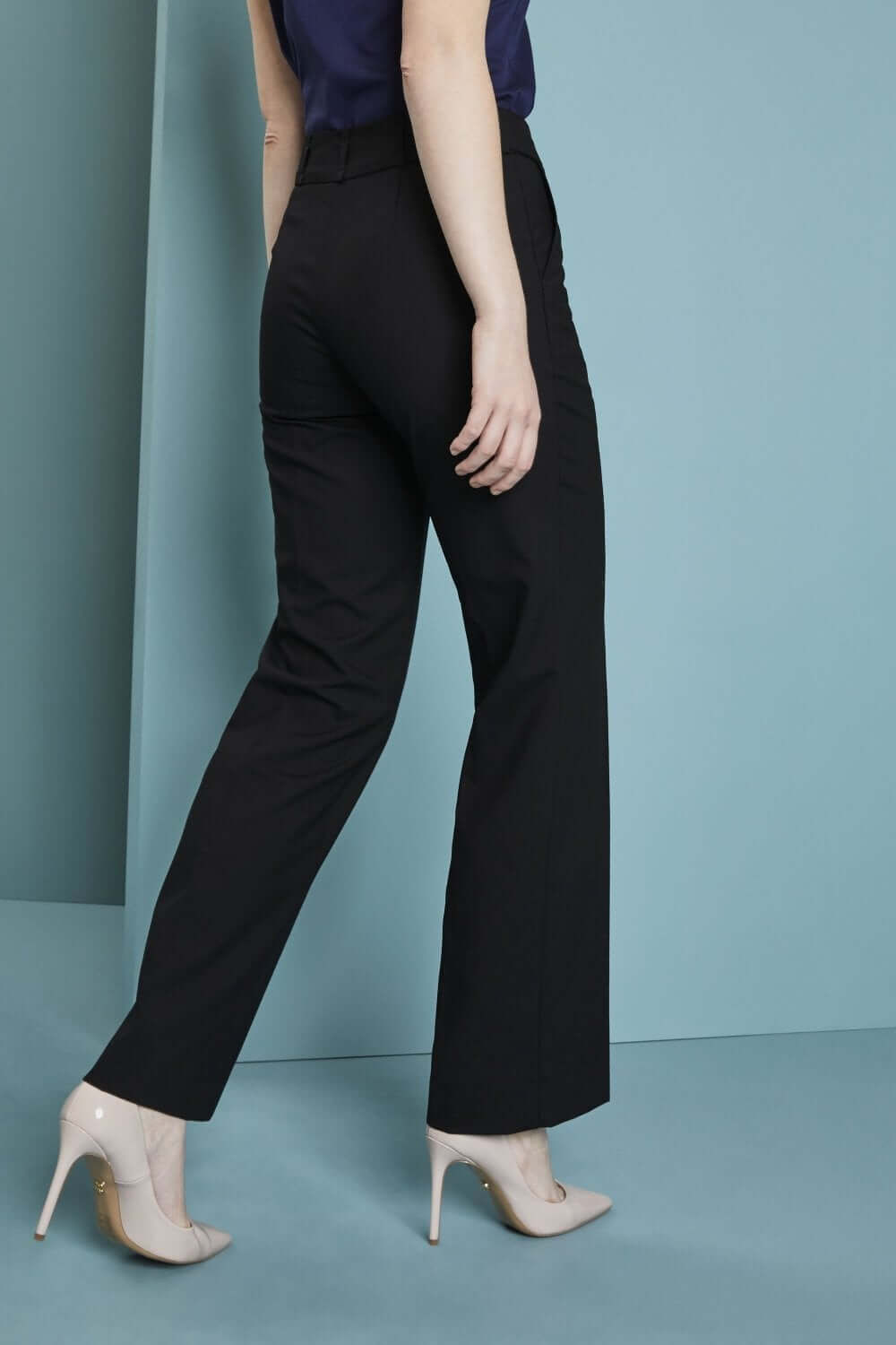 Qualitas sirgelõikelised viigipüksid naistele - Image 2