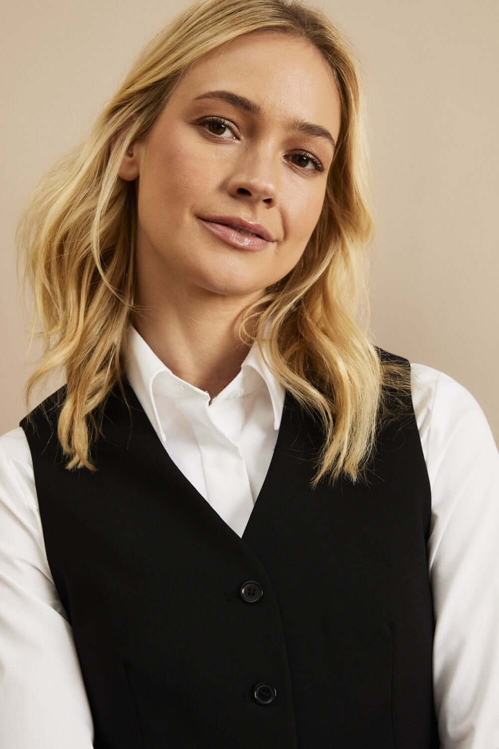 Qualitas Ladies Waistcoat - Image 9