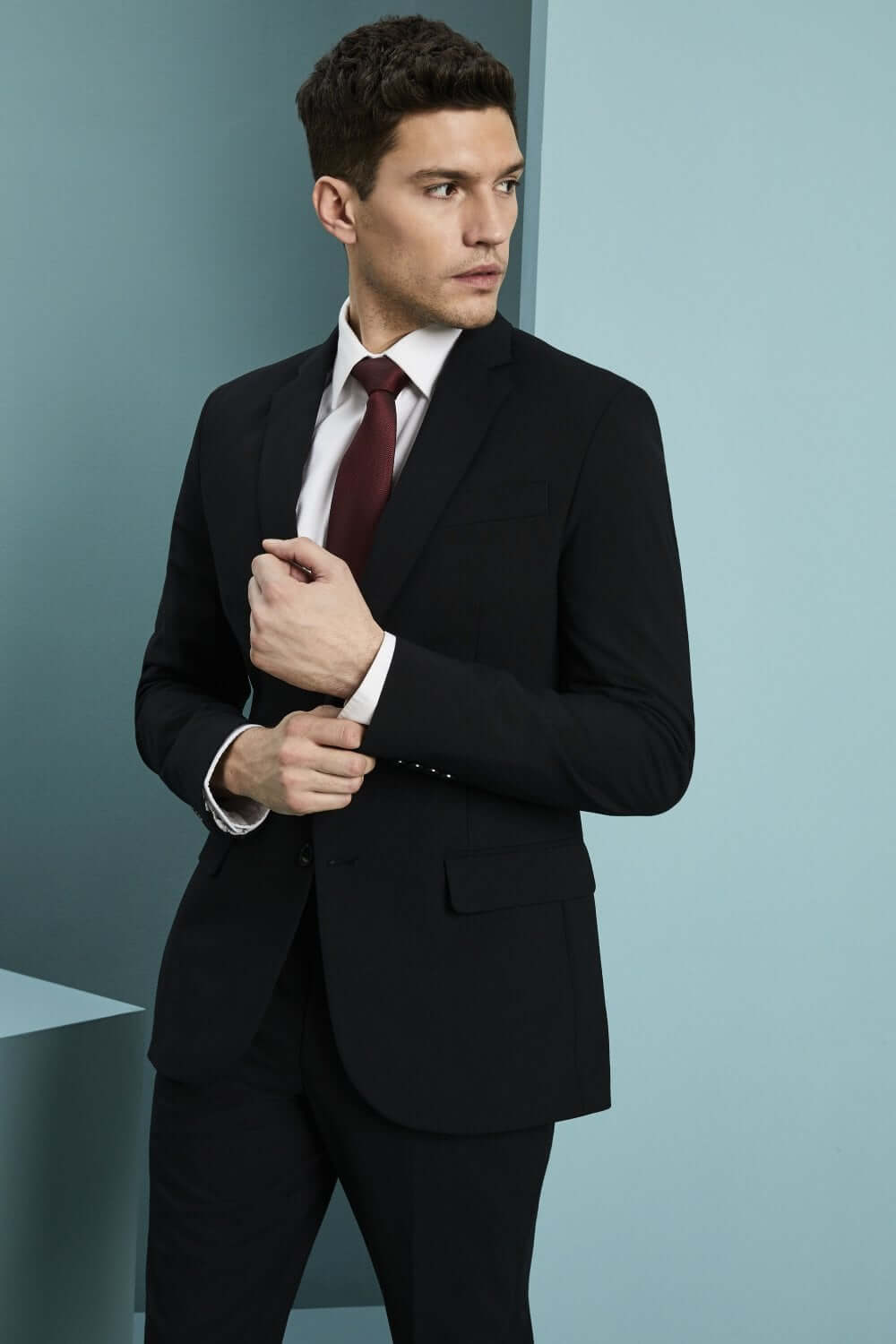 Qualitas Fit kahe nööbiga pintsak meestele