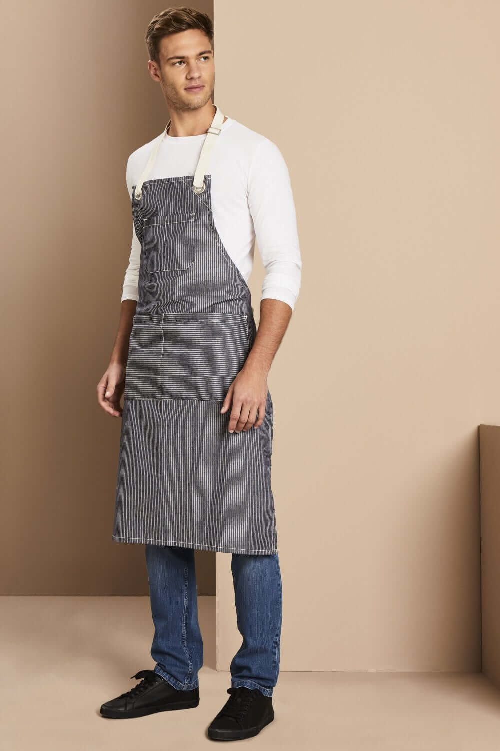 Denim triibuline põll ülaosaga