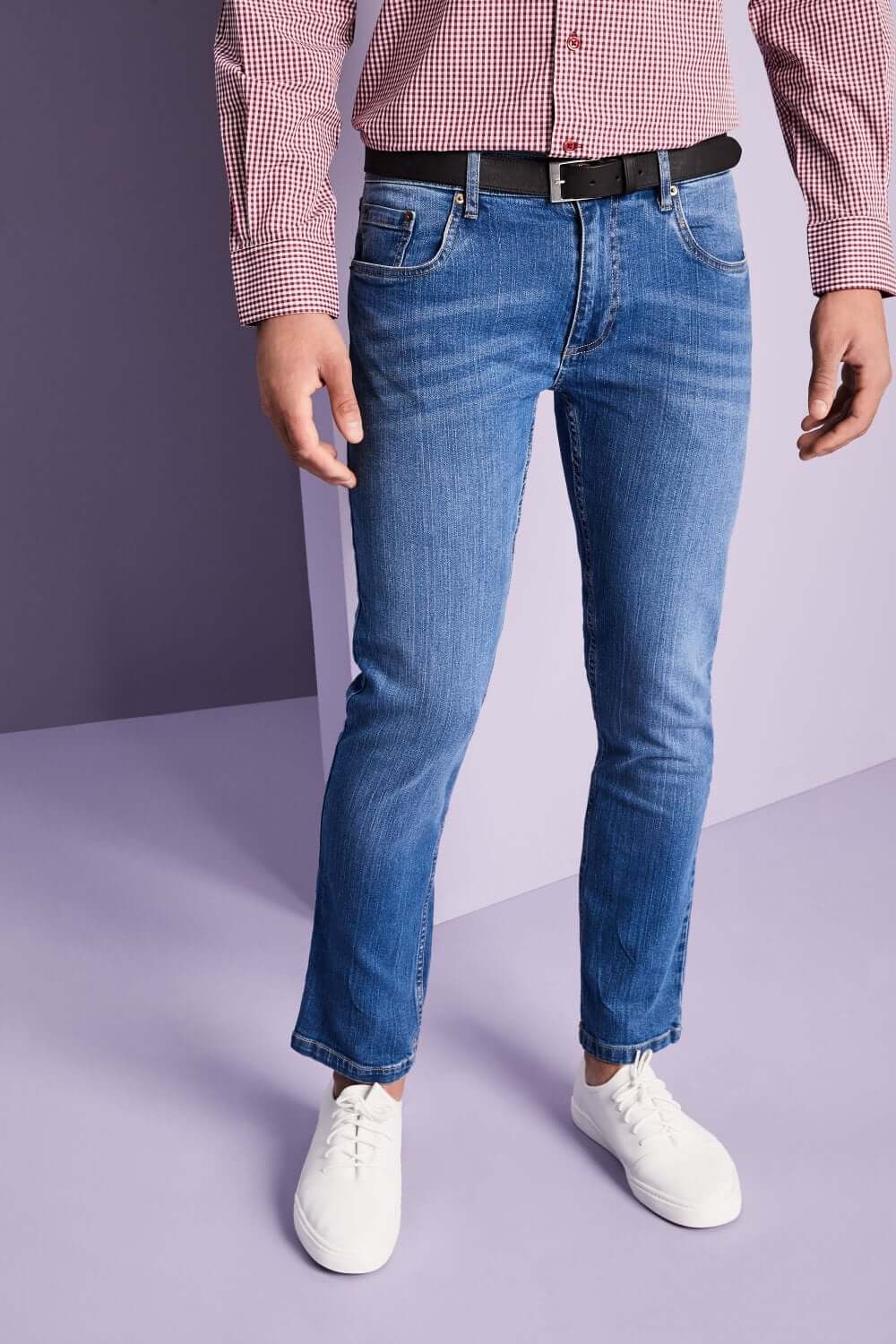 Sinised teksapüksid meestele