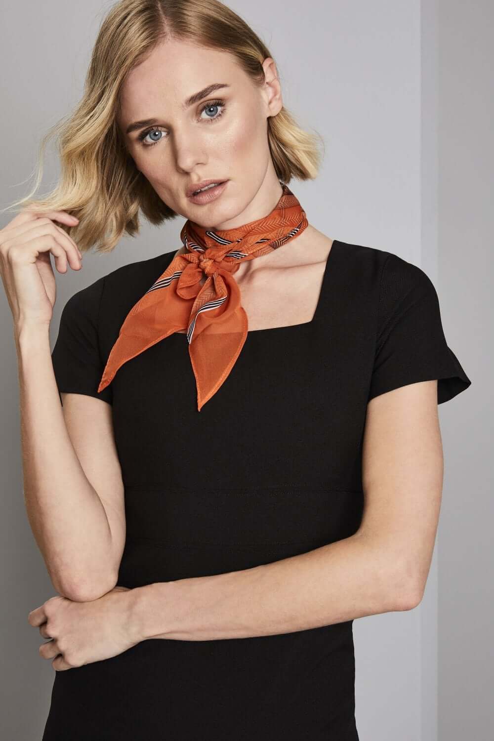 Triibuline kaelasall naistele - Image 12