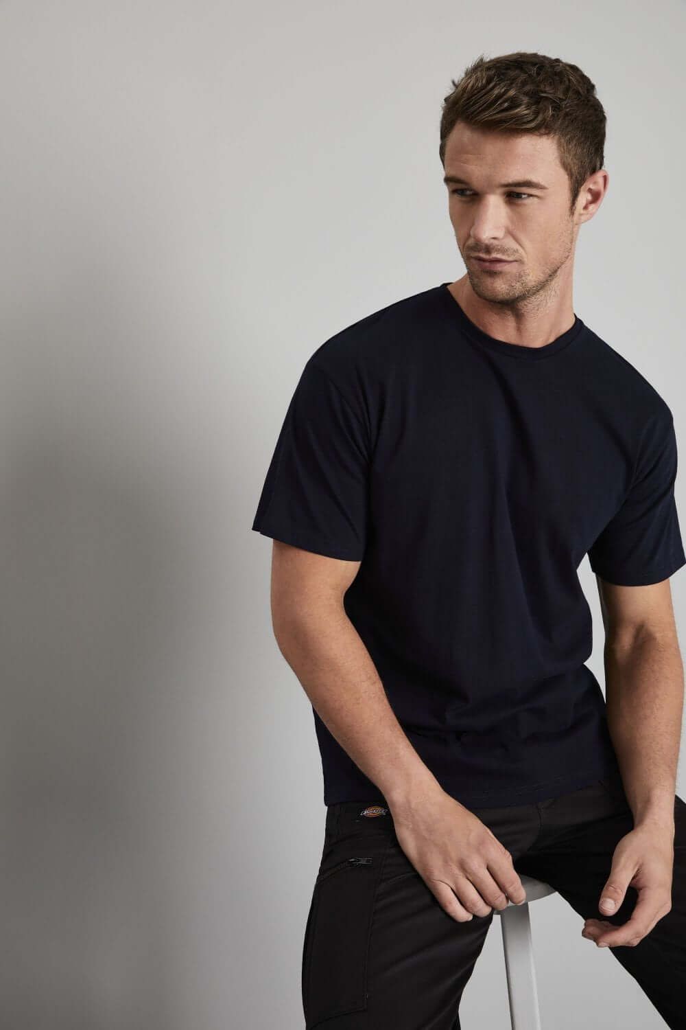 Klassikaline Unisex T-särk