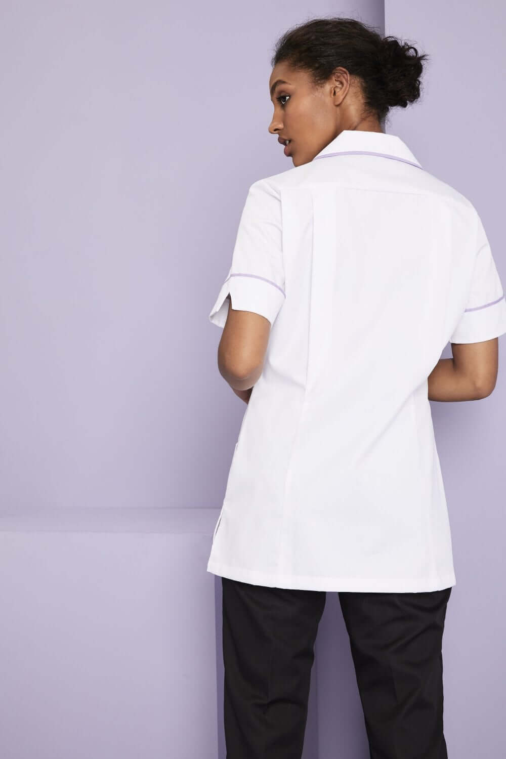 Klassikaline valge meditsiinituunika - Image 17