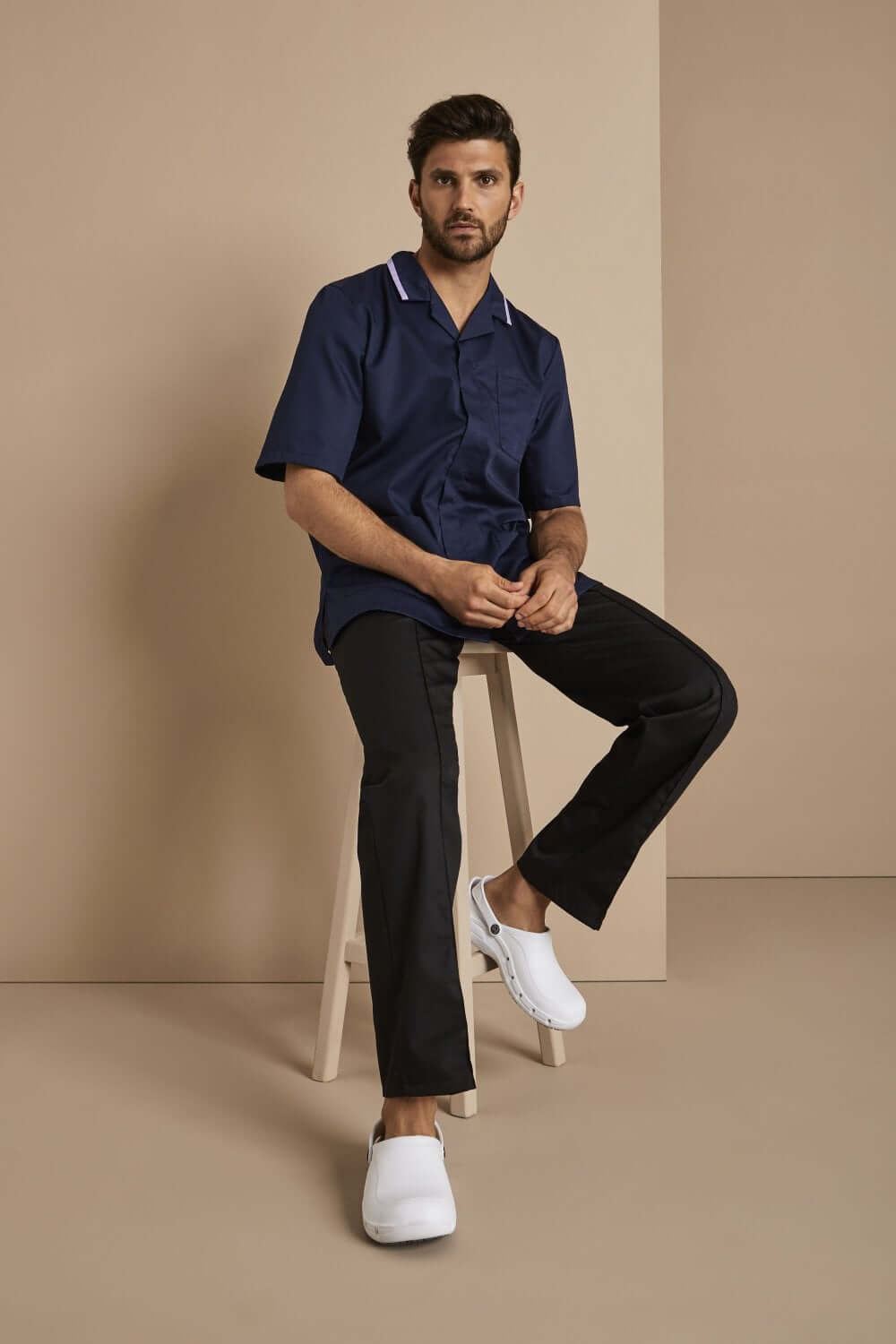 Klassikaline tumesinine meditsiinijakk - Image 2