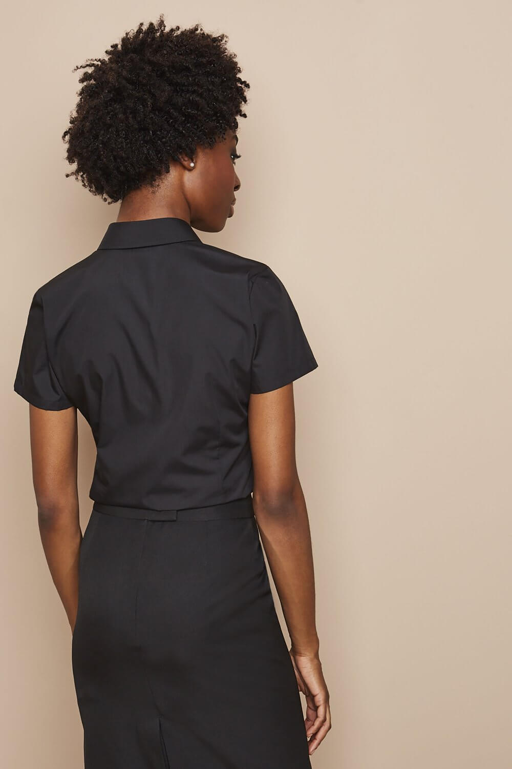 Naiste lühikeste varrukatega fit või regular pluus - Image 3