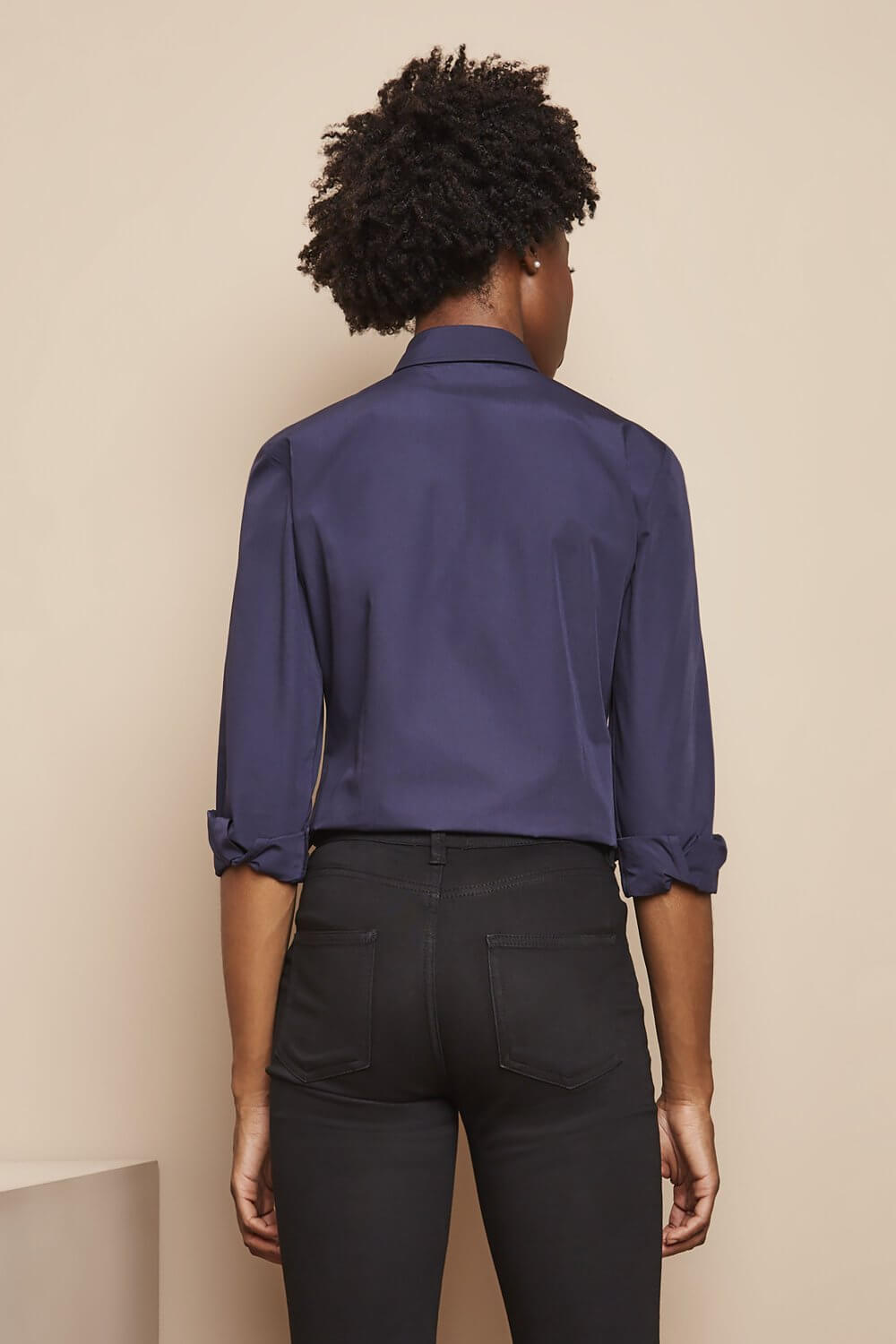 Naiste pikkade varrukatega fit või regular pluus - Image 6