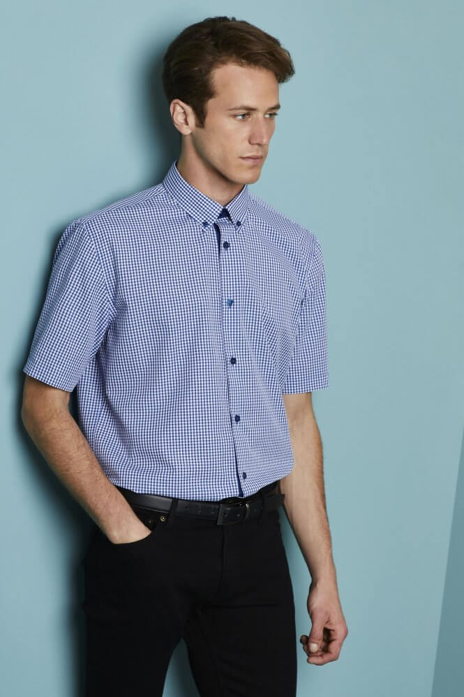 Meeste lühikeste varrukatega ruuduline särk