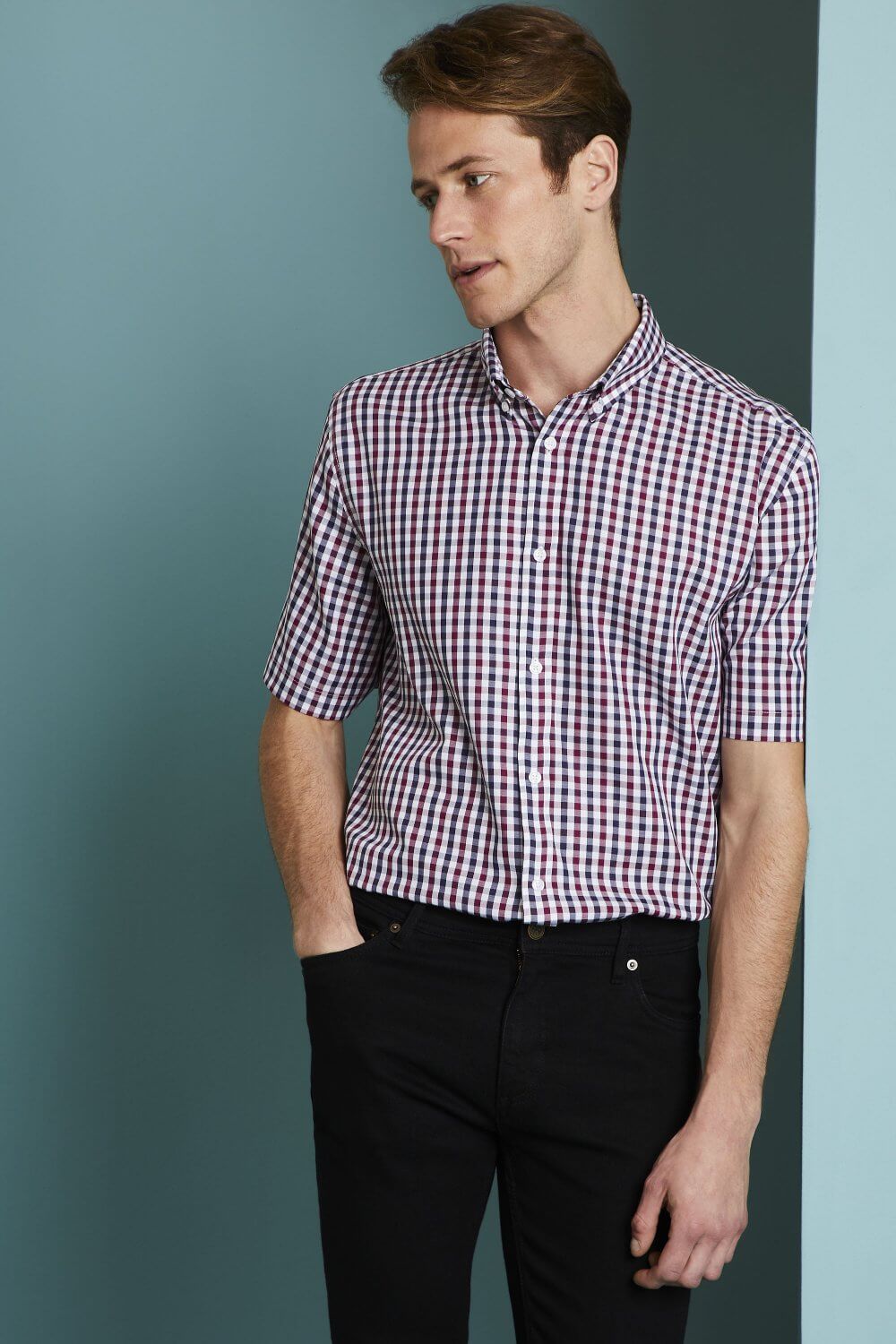 Meeste lühikeste varrukatega suurte ruutudega särk