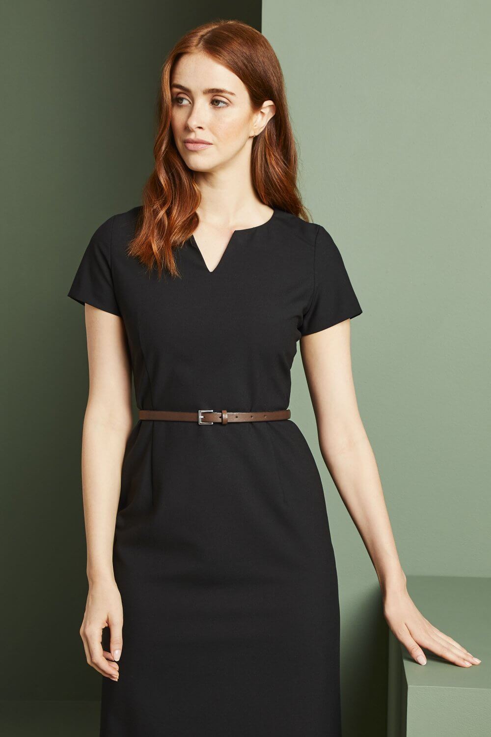 Nahast vöö naistele