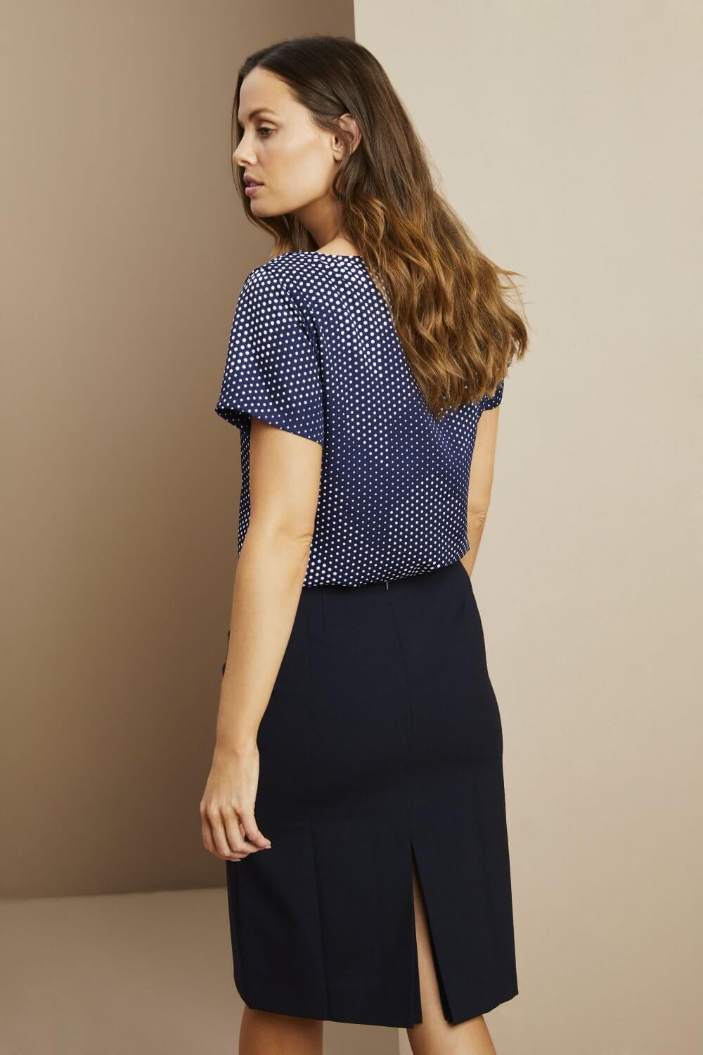 Short Sleeve Pattern Pleat Neck Blouse - Image 7