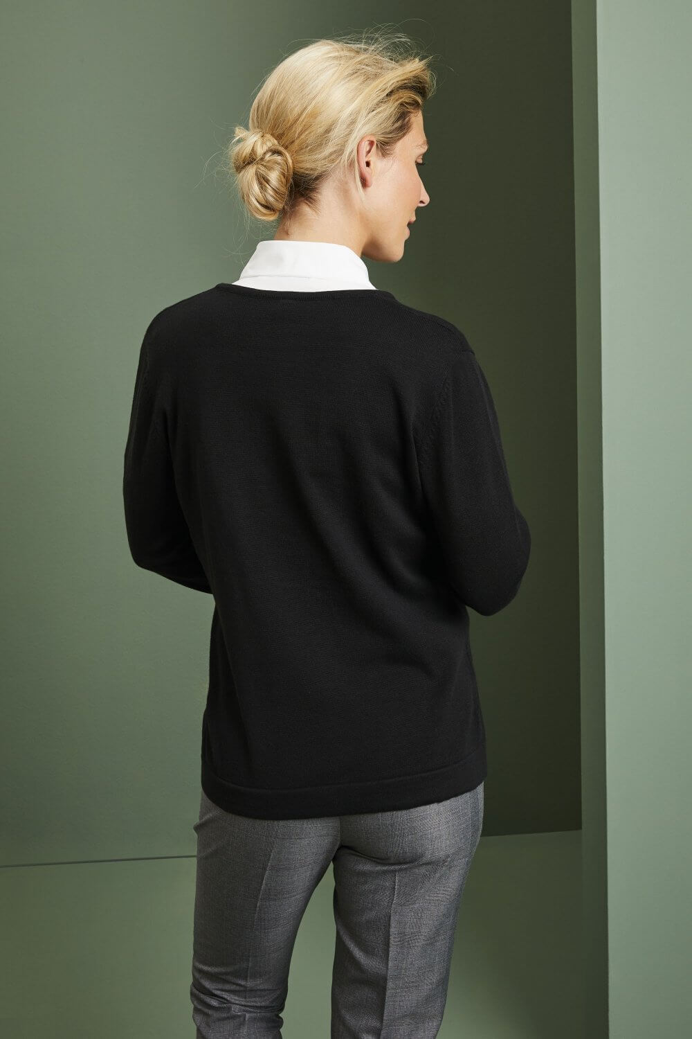 Henbury v-kaelusega kampsun naistele - Image 2