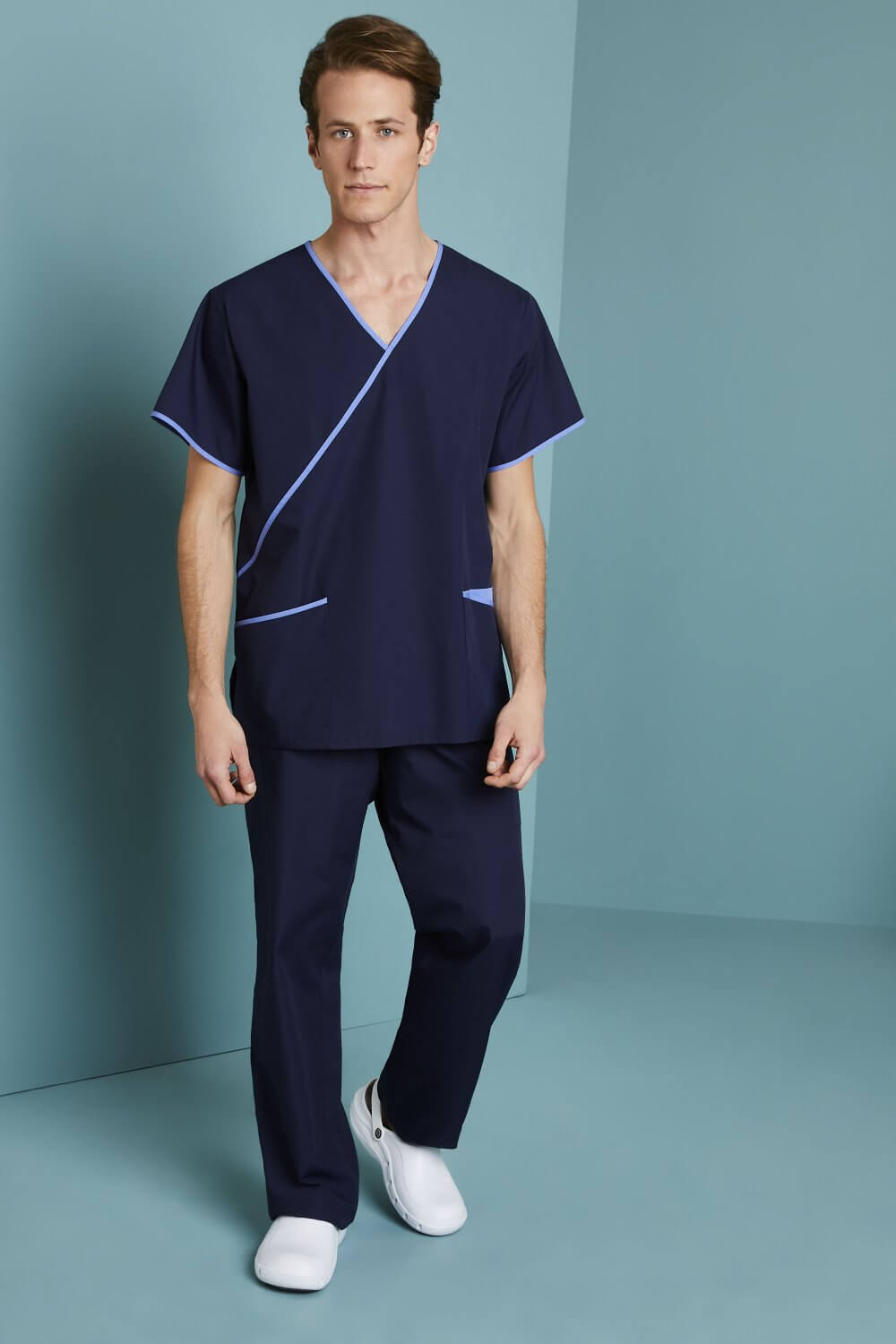 Meeste Mock-Wrap scrub meditsiinituunika - Image 7