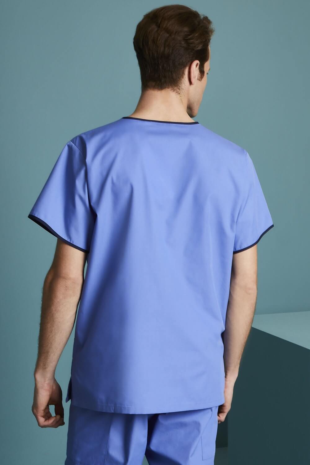 Meeste Mock-Wrap scrub meditsiinituunika - Image 3