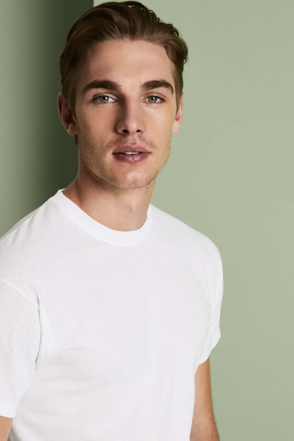 Fruit of the Loom 100% cotton white T-shirt - Image 3