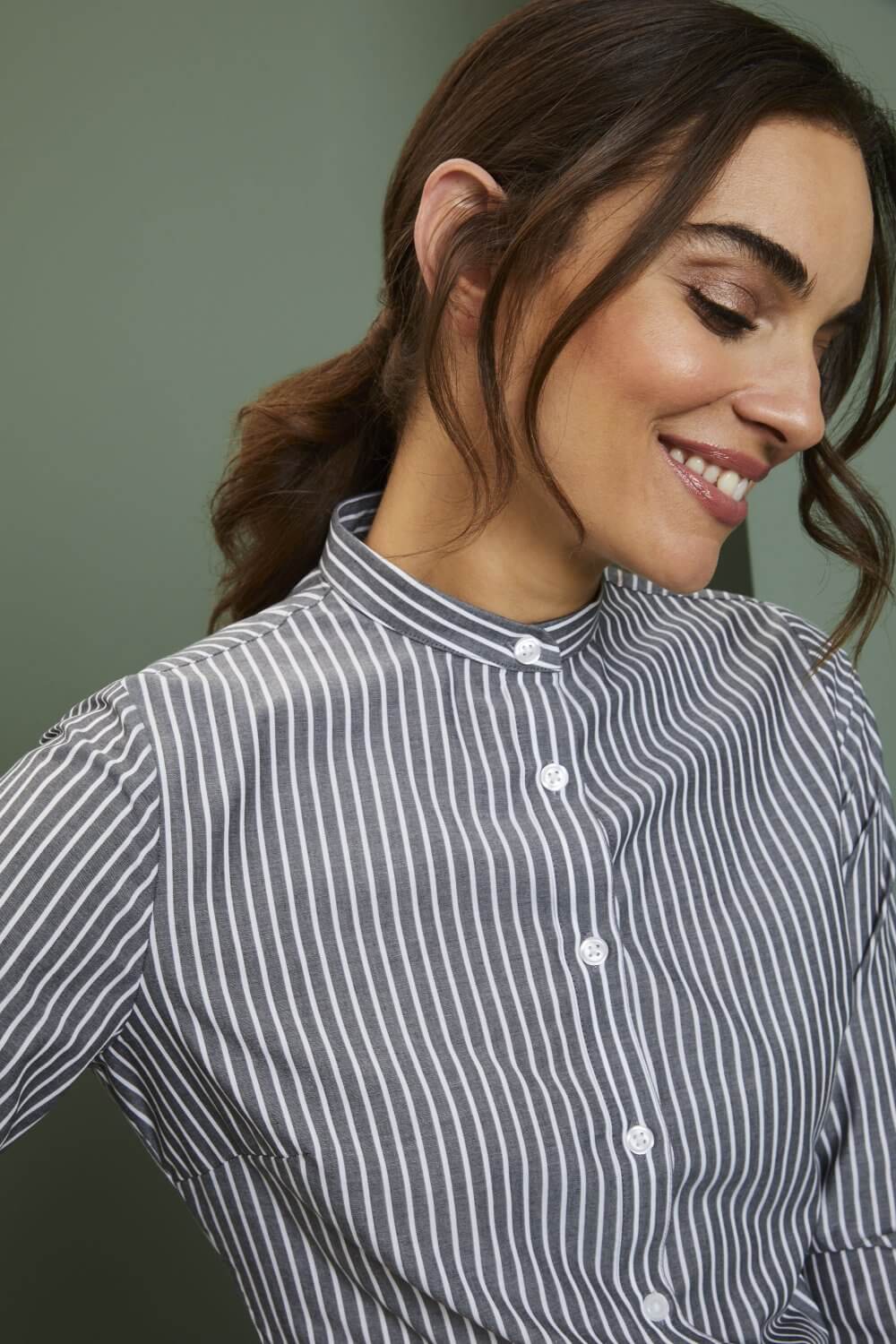 Women's Long Sleeve Banded Collar Stripe Shirt - Image 3