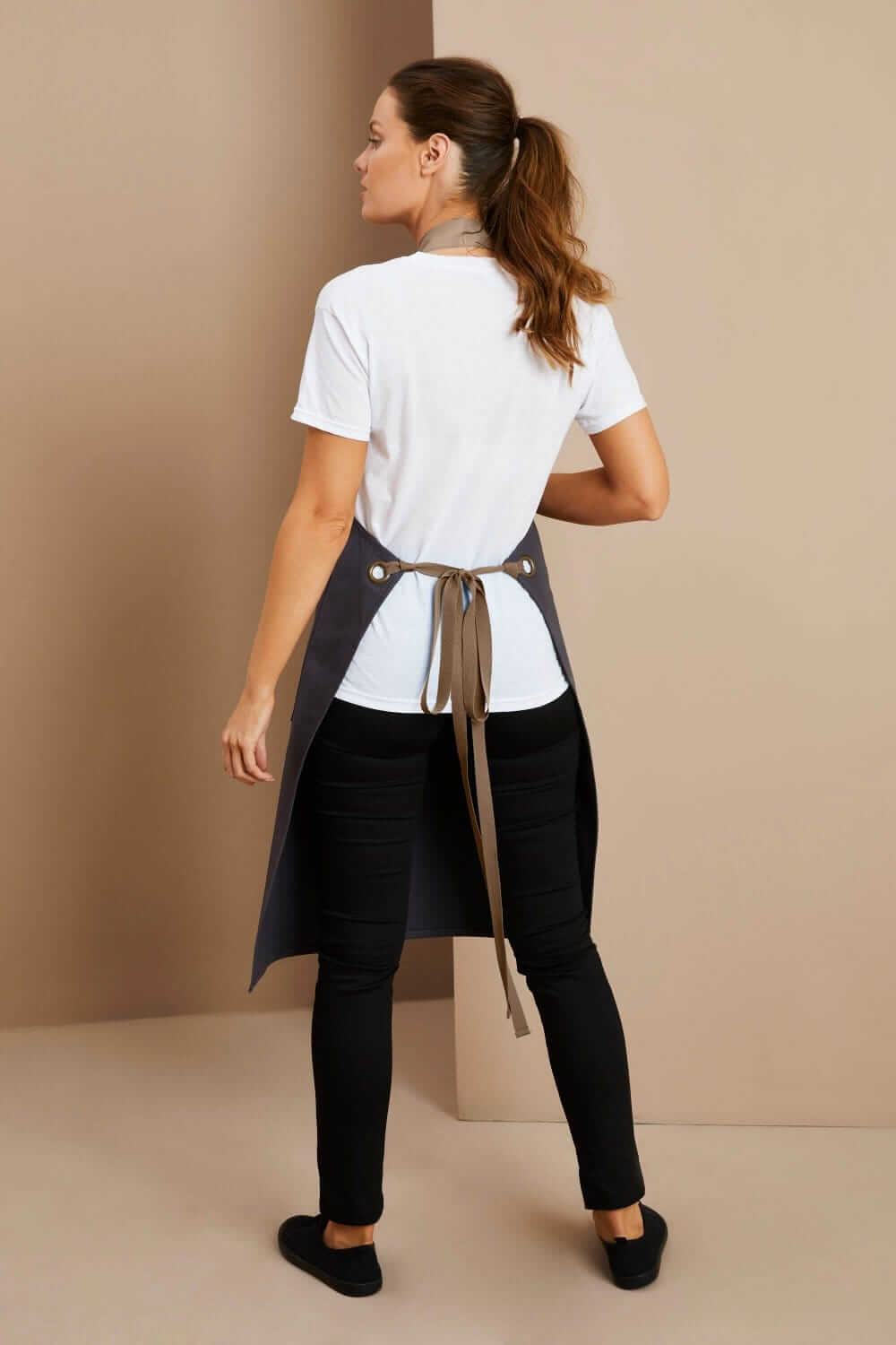 Spetsiaalselt valmistatud pandlaga kinnitatav põll - Image 80