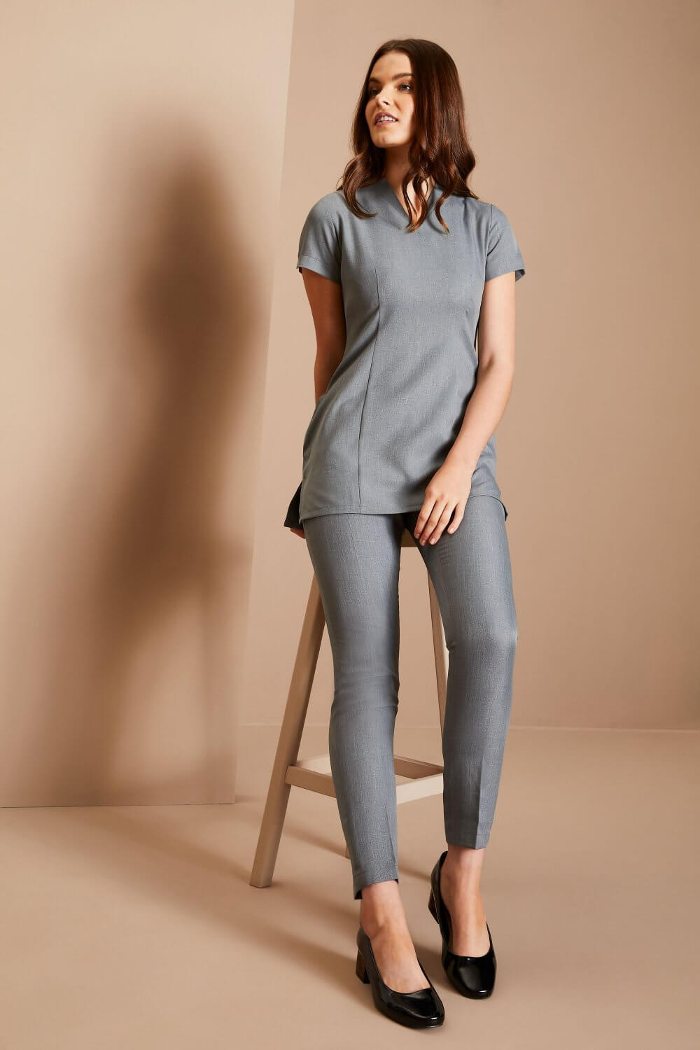 Essentials Women's Slim Leg Beauty Trousers - Image 4